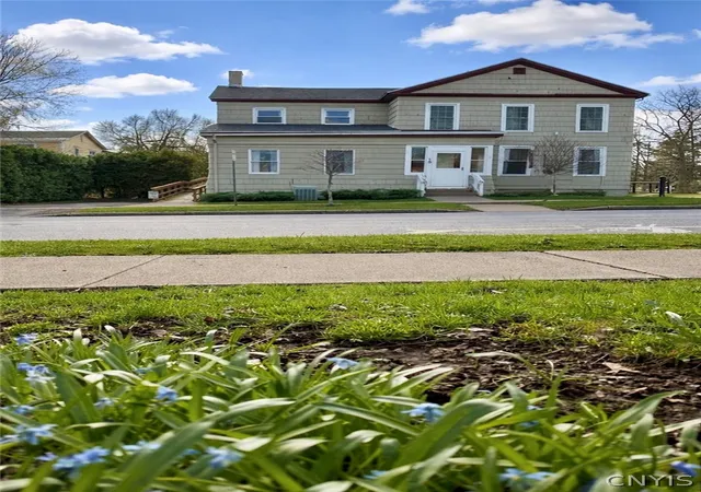 Homes for sale in Cazenovia, NY | 15 Sullivan St, Cazenovia, NY 13035 | MLS# S1676469