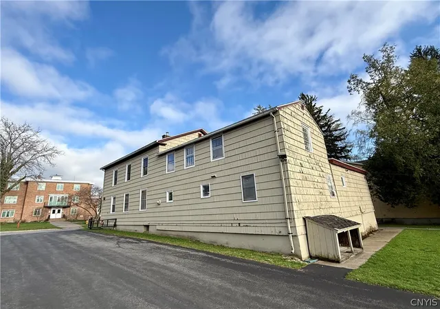 Homes for sale in Cazenovia, NY | 15 Sullivan St, Cazenovia, NY 13035 | MLS# S1676469