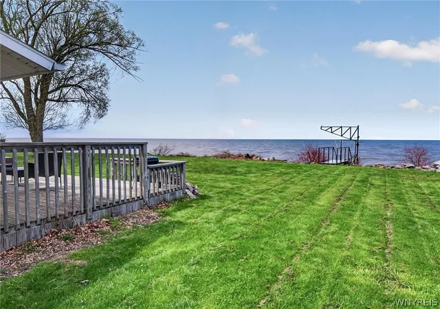 Photo 2 of Single family home for sale at 12571 Green Ln, Lyndonville, NY 14098 | MLS# B1676508 | Listing updated on 2026-07-30
