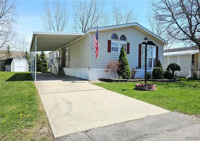 Homes for sale in Cheektowaga, NY | 20 Calla Wy, Cheektowaga, NY 14225 | MLS# B1676506