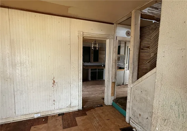 Photo 5 of Single family home for sale at 438 Broadway, Elmira, NY 14904 | MLS# R1676208 | Listing updated on 2026-07-29