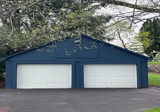 Photo 5 of Single family home for sale at 152 Cottage St, Auburn, NY 13021 | MLS# R1676608 | Listing updated on 2026-07-28