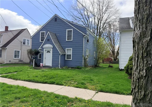 2nd image of 80 Charlotte St, Lockport, NY 14094 | MLS# B1676390