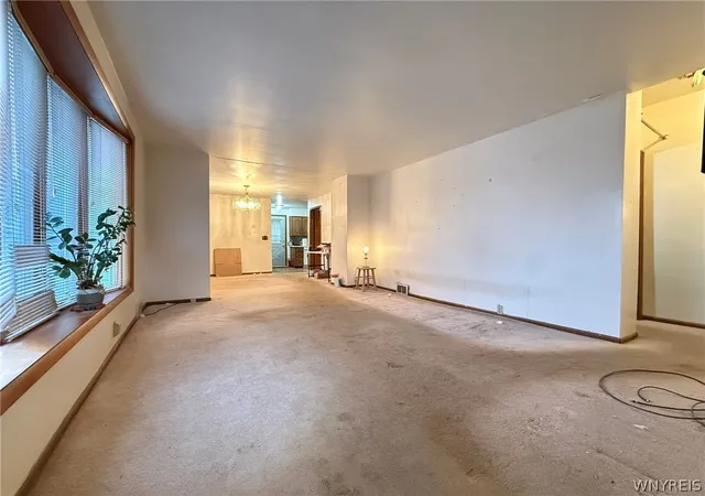 3rd image of 514 87Th St, Niagara Falls, NY 14304 | MLS# B1676671
