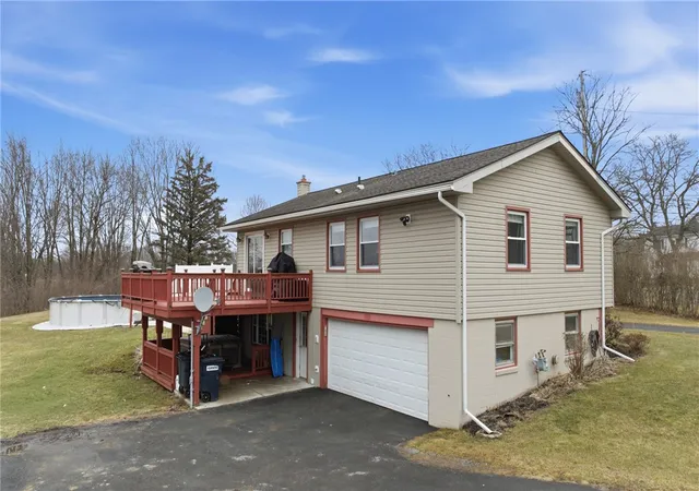 Homes for sale in Fayette, NY | 2976 Mohawk Lane, Fayette, NY 13165 | MLS# R1676711