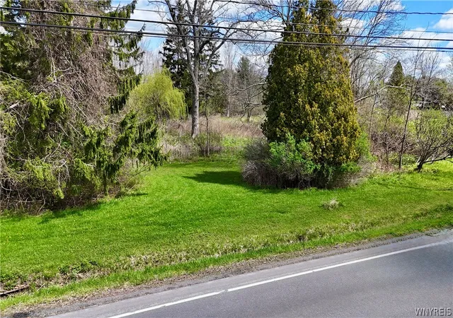 Homes for sale in Lancaster, NY | 4876 William St, Lancaster, NY 14086 | MLS# B1676596