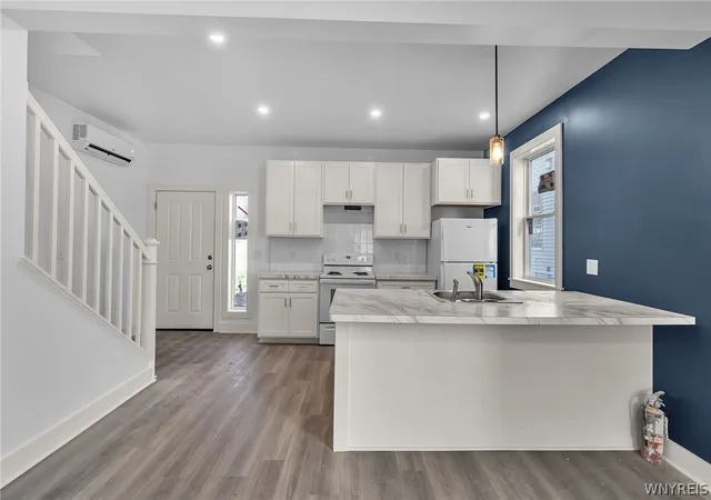5th image of 258 Whitney Pl, Buffalo, NY 14201 | MLS# B1667194