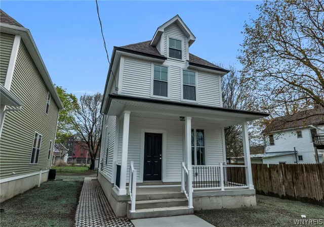 Homes for sale in Buffalo, NY | 236 Miami St, Buffalo, NY 14204 | MLS# B1667176