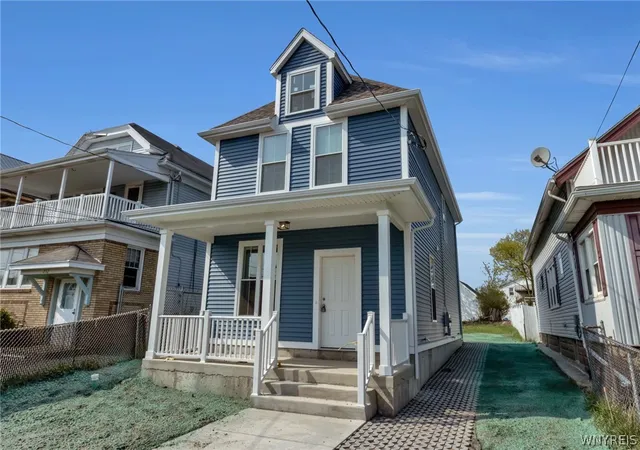 2nd image of 256 Hewitt Ave, Buffalo, NY 14215 | MLS# B1667166