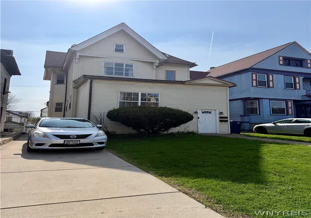 Homes for sale in Buffalo, NY | 610 Niagara St, Buffalo, NY 14201 | MLS# B1676698