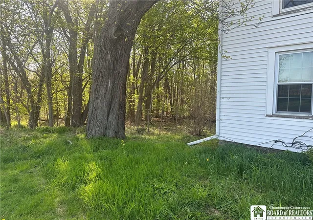 16th image of 329 E Main St, Westfield, NY 14787 | MLS# R1676227