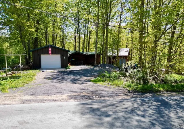 Homes for sale in Albion, NY | 292 Towne Rd, Albion, NY 13142 | MLS# S1676289