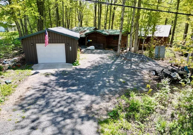 Homes for sale in Albion, NY | 292 Towne Rd, Albion, NY 13142 | MLS# S1676289