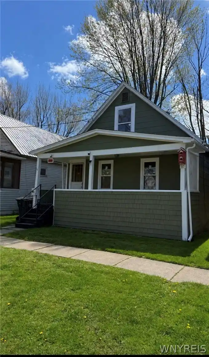 Photo 1 of Sale Pending at 125 7th Avenue, North Tonawanda, NY 14120 | MLS# B1676979 | Listing updated on 2026-08-08