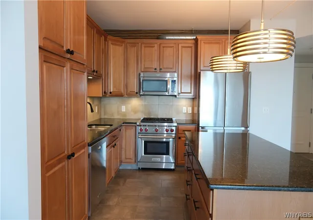 4th image of 132 Lakefront Blvd #404, Buffalo, NY 14202 | MLS# B1676319