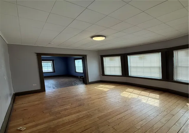 3rd image of 531-533 Jefferson Ave, Rochester, NY 14611 | MLS# R1677047