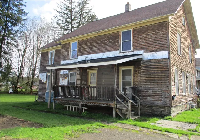 4th image of 31 Maydole St, Norwich, NY 13815 | MLS# R1676591