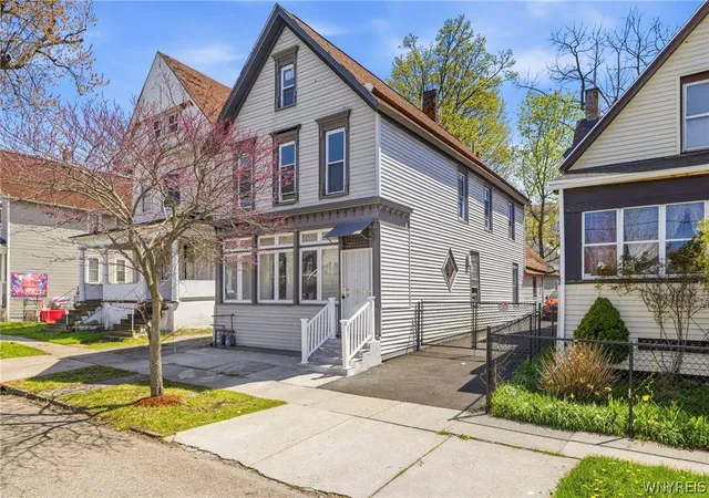 Homes for sale in Buffalo, NY | 119 Edna Pl, Buffalo, NY 14209 | MLS# B1677076