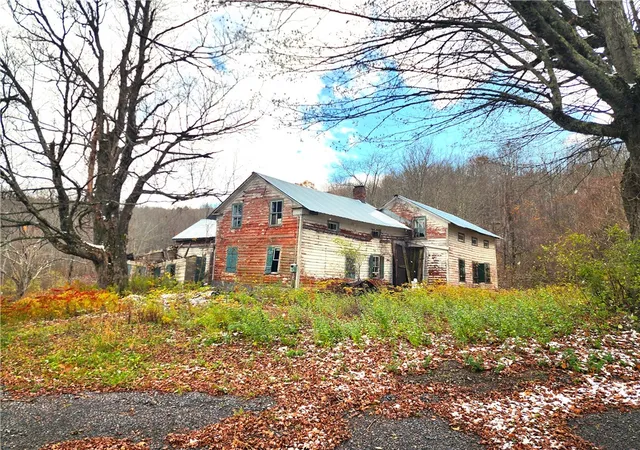 Photo 2 of Sale Pending at 172 Mace Hl Rd, Middleburgh, NY 12122 | MLS# R1677088 | Listing updated on 2026-07-21
