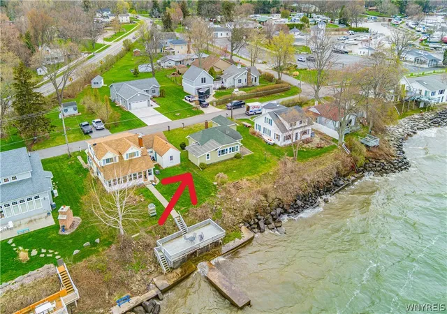 2nd image of 179 Ontario St, Wilson, NY 14172 | MLS# B1676860