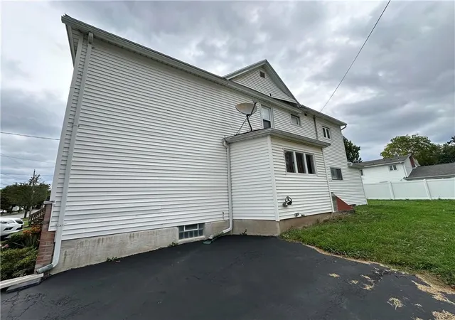 Homes for sale in Batavia City, NY | 127 Hutchins St, Batavia City, NY 14020 | MLS# R1677029