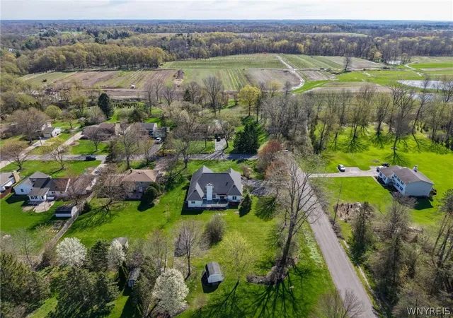 50th image of 111 Dellwood Dr, Elma, NY 14059 | MLS# B1675424