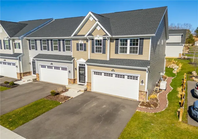Homes for sale in Canandaigua City, NY | 21 Keuka Ln, Canandaigua City, NY 14424 | MLS# R1677134