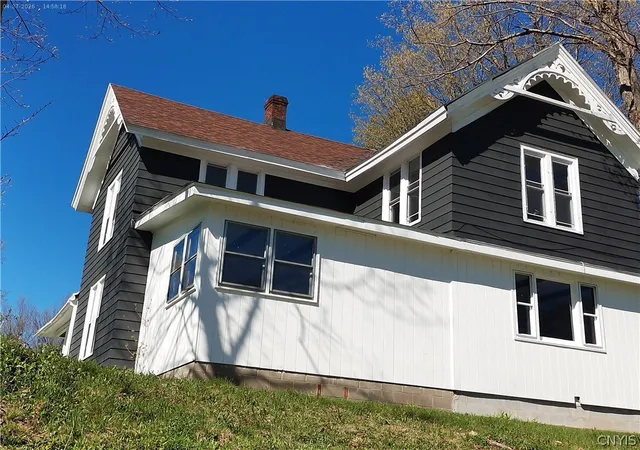 Homes for sale in Remsen, NY | 9606 Lincoln Ave, Remsen, NY 13438 | MLS# S1677002