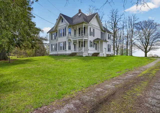 1st image of 2375 Benson Rd, Skaneateles, NY 13152 | MLS# S1676685