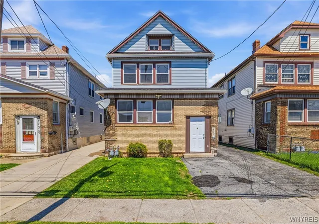 Homes for sale in Buffalo, NY | 469 Hinman Ave, Buffalo, NY 14216 | MLS# B1677026