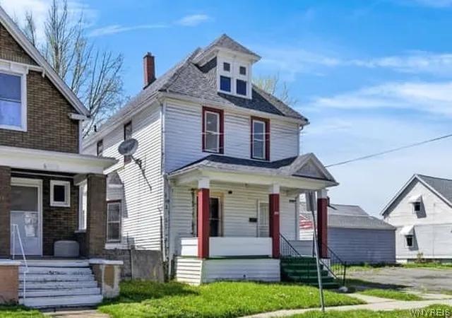 Homes for sale in Buffalo, NY | 100 Kilhoffer St, Buffalo, NY 14211 | MLS# B1677269