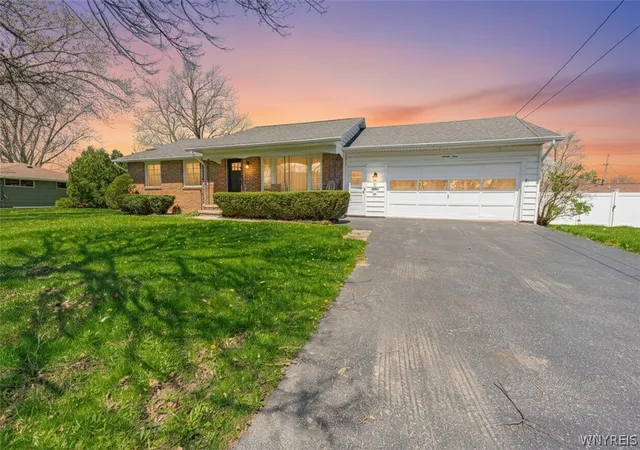 2nd image of 23 Vermont Ave, Lockport City, NY 14094 | MLS# B1677286