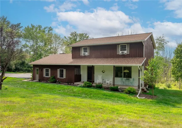 1st image of 29 Valley View Dr, Elmira, NY 14903 | MLS# R1677239
