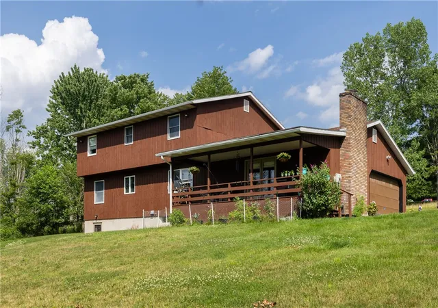 48th image of 29 Valley View Dr, Elmira, NY 14903 | MLS# R1677239