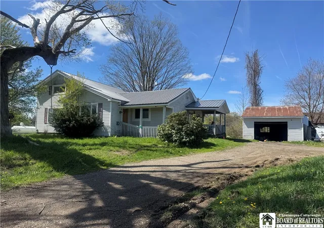 3rd image of 8967 Buttermilk Rd, Villenova, NY 14138 | MLS# R1676877