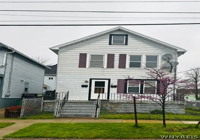 Homes for sale in Buffalo, NY | 66 California St, Buffalo, NY 14213 | MLS# B1674652
