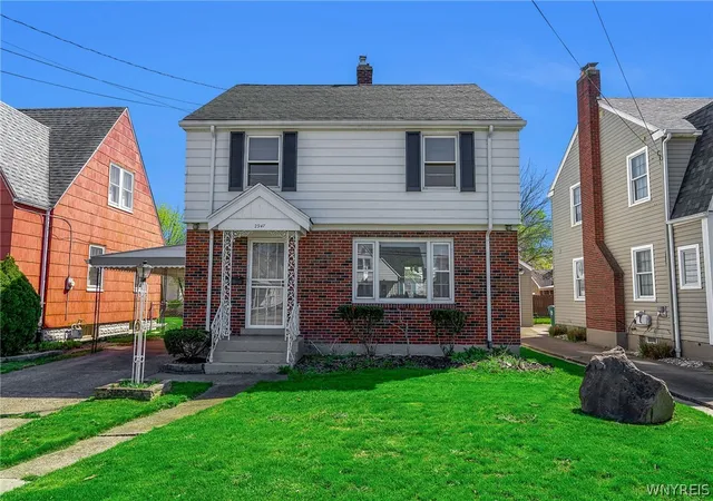 1st image of 2947 Porter Rd, Niagara Falls, NY 14305 | MLS# B1677352