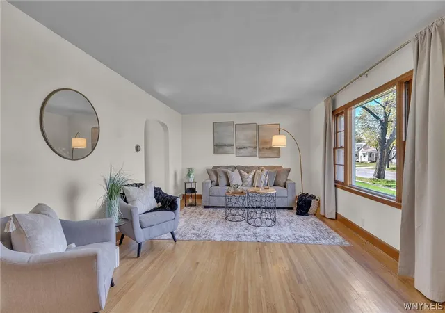 5th image of 2947 Porter Rd, Niagara Falls, NY 14305 | MLS# B1677352
