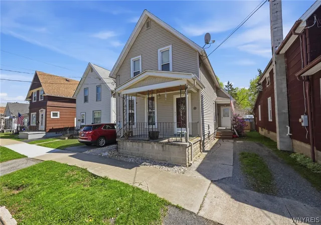 2nd image of 23 Ransom St, North Tonawanda, NY 14120 | MLS# B1677349