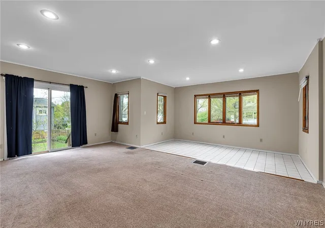 Homes for sale in West Seneca, NY | 79 Lind Ave, West Seneca, NY 14224 | MLS# B1677466