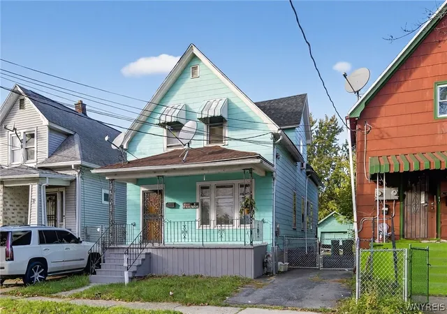 Homes for sale in Buffalo, NY | 22 Schreck Ave, Buffalo, NY 14215 | MLS# B1677470