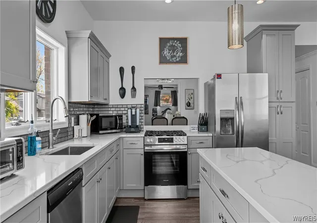 5th image of 143 Midshore Dr, Hamburg, NY 14075 | MLS# B1677325