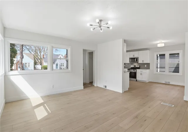 4th image of 73 Woodrow Ave, Rochester, NY 14609 | MLS# R1677518