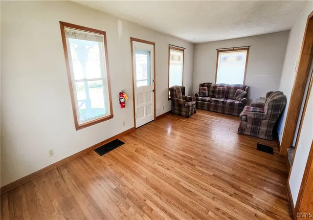 Homes for sale in Hastings, NY | 697 N Main St #697, Hastings, NY 13036 | MLS# S1676542