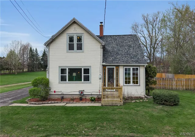 Homes for sale in West Seneca, NY | 336 French Rd, West Seneca, NY 14224 | MLS# B1677257