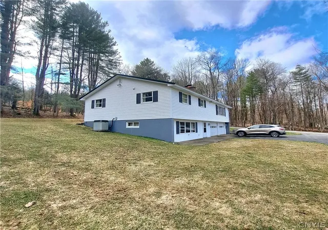 Homes for sale in Camden, NY | 2178 Woodside Dr, Camden, NY 13316 | MLS# S1673320