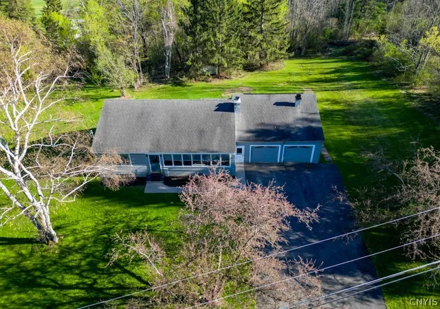 Homes for sale in German Flatts, NY | 172 Hinman Rd, German Flatts, NY 13407 | MLS# S1677731