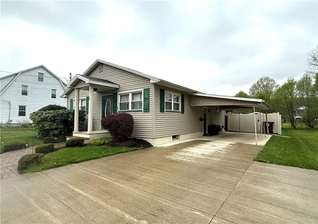 2nd image of 30 Elm St, Canisteo, NY 14823 | MLS# R1677601