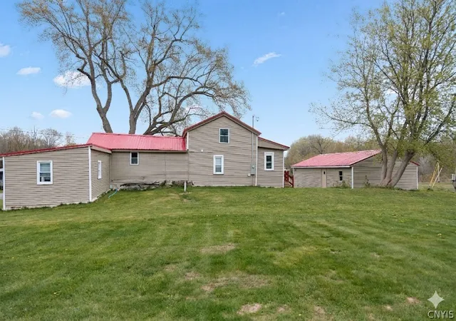 Homes for sale in Volney, NY | 11 Kingdom Rd, Volney, NY 13126 | MLS# S1677333