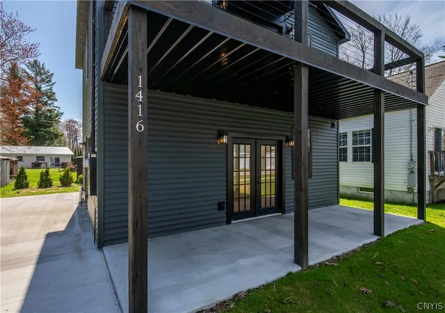 Photo 4 of Single family home for sale at 1416 Vienna Rd, Sylvan Beach, NY 13157 | MLS# S1676644 | Listing updated on 2026-07-17